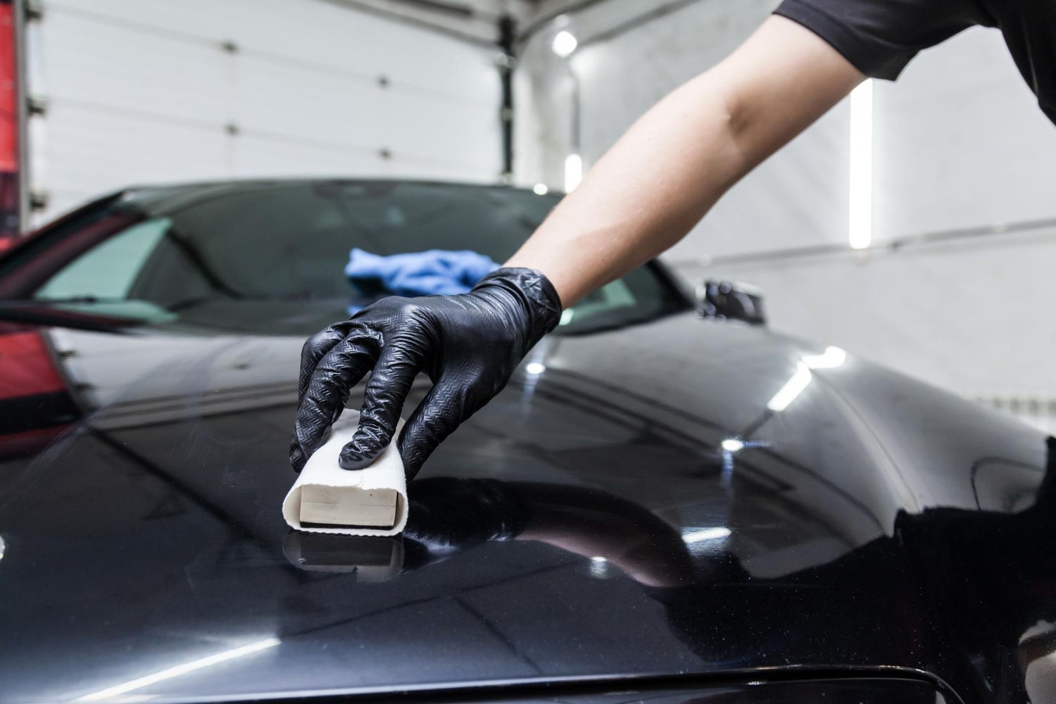 Ceramiczna powłoka ochronna dla lakieru samochodowego: niezawodna ochrona i niesamowity blask